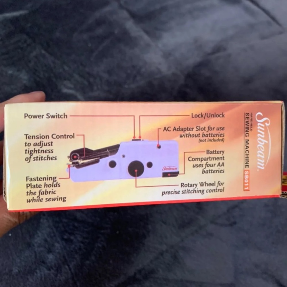 Handheld Sewing Machine - Picture 2 of 7
